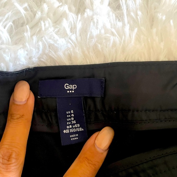 Gap faux leather skirt size 4 - Picture 4 of 6